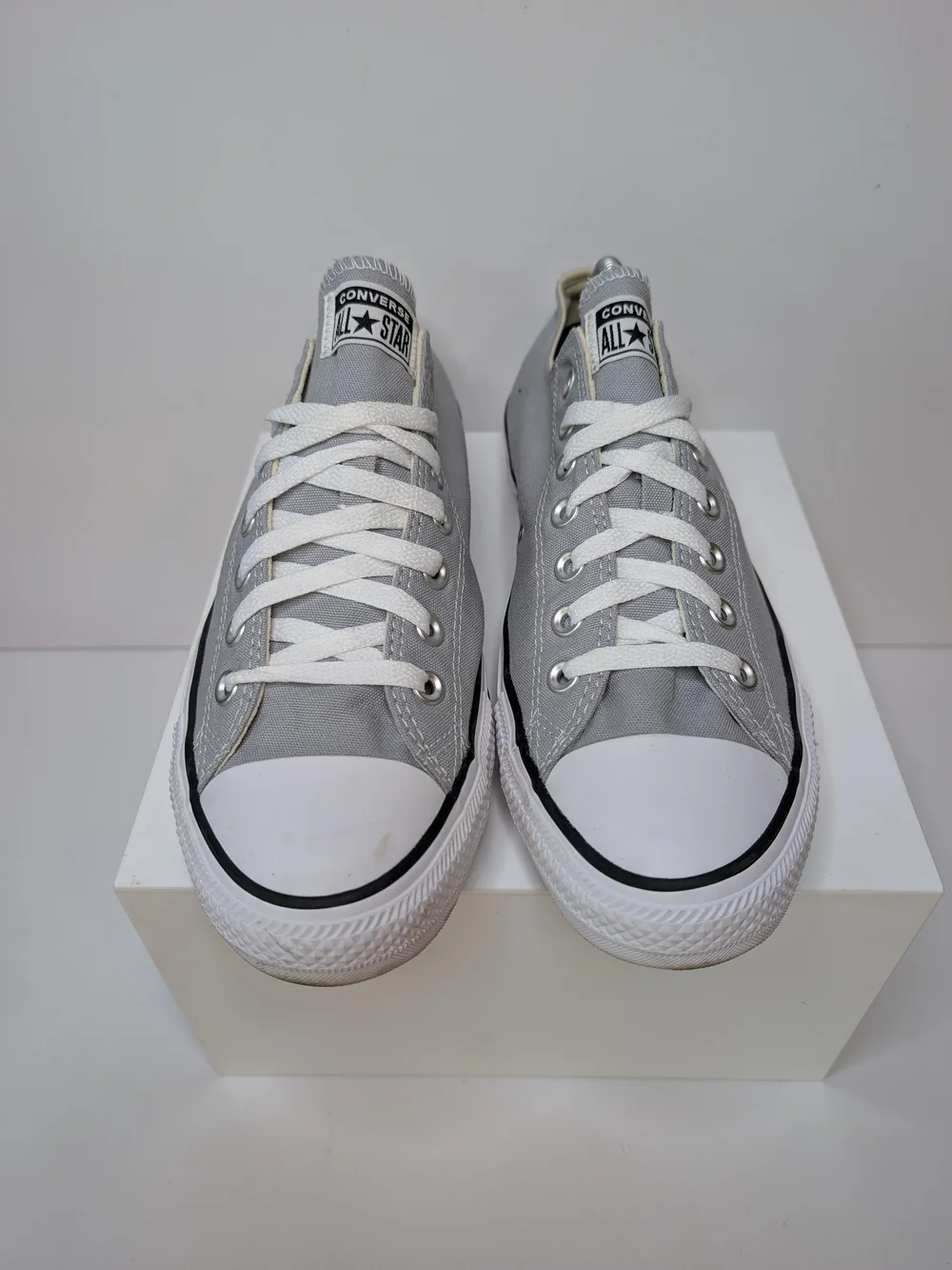 Converse All Star CT Men's 10 Women's 12 Light Gray Low Top Sneakers 166710F